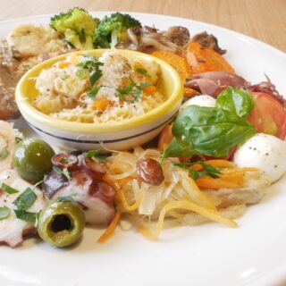イタリア食堂まんまです🙂 アラカルトも楽しめる イタリアンレス…