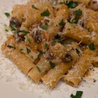 イタリア食堂まんまです🙂 当店では 記念日や各種お祝い事などに…